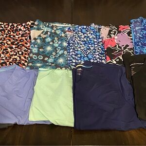Women’s Scrubs Size 3XL #421